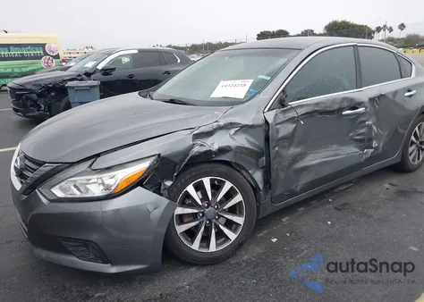 2017 Nissan Altima 2.5 Sv z USA, uszkodzony, nr VIN 1N4AL3APXHC219766